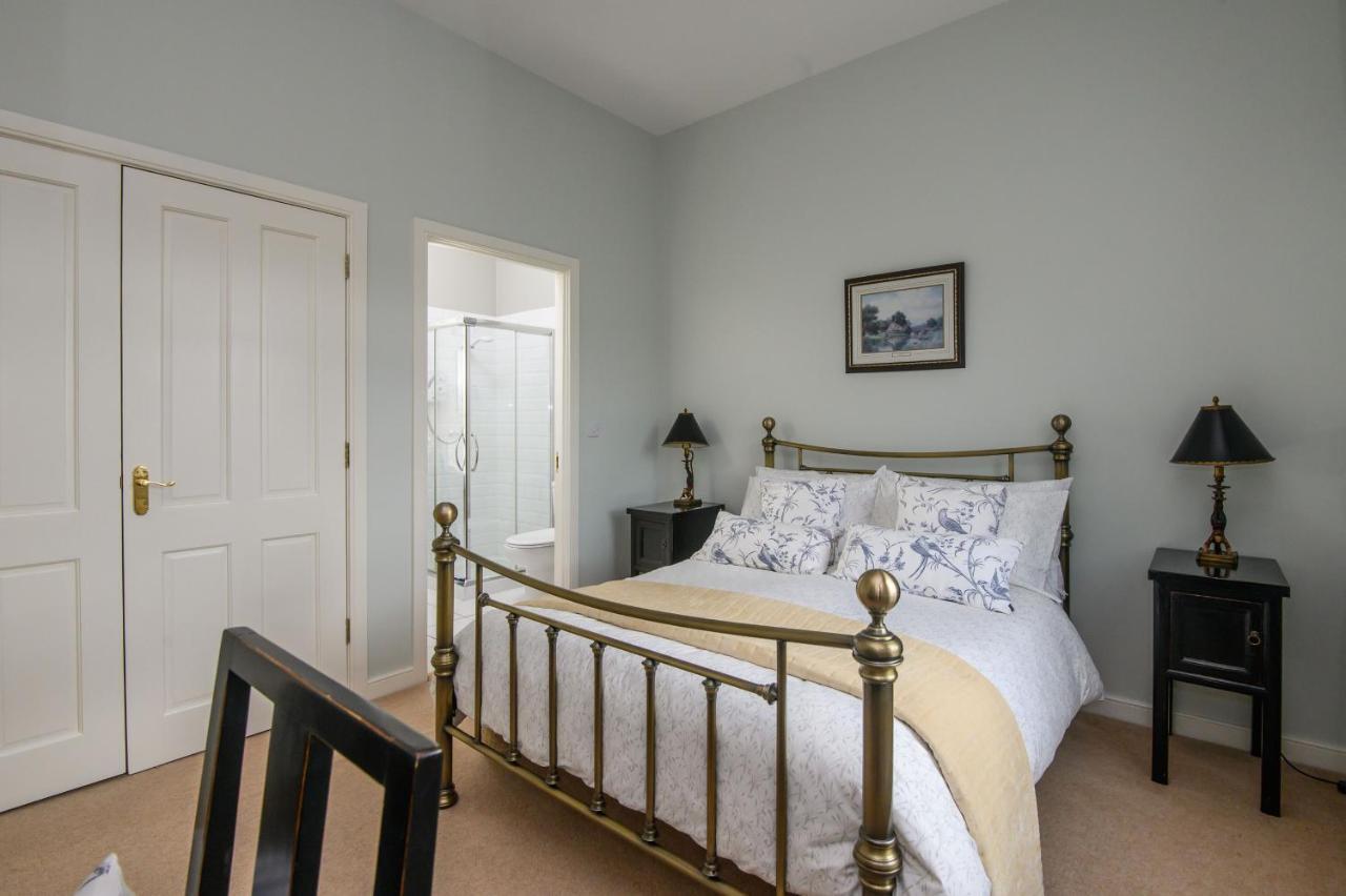 20 Village Square Glaslough Экстерьер фото